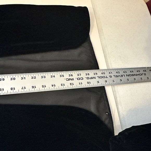 Vintage Womens Charm Black Velvet Opera Coat & Skirt Set SZ Small Hollywood USA - Picture 8 of 16